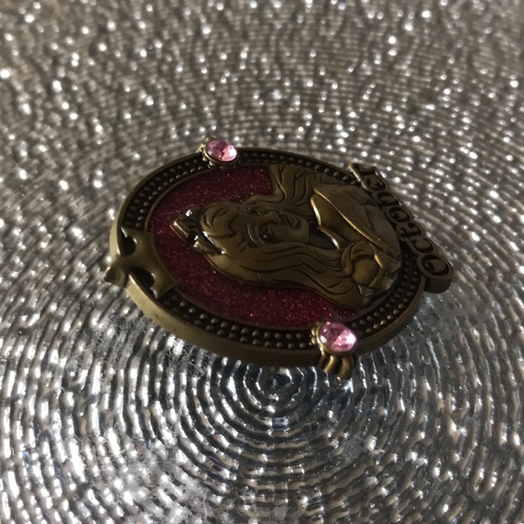 Disney birthday month pin new in box with tag - Picture 6 of 7